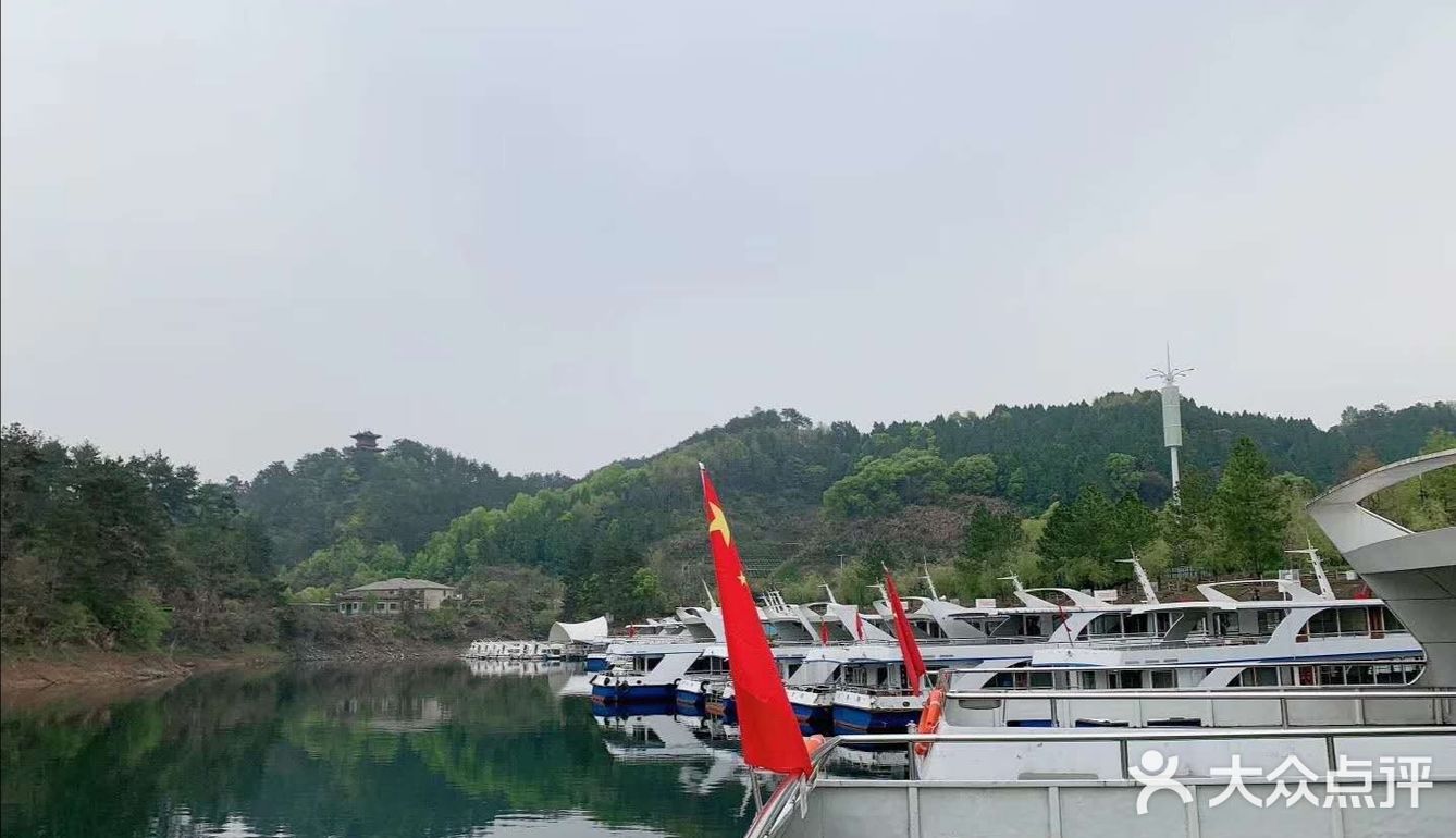 这个地方的风景非常的好，环境非常优美