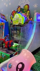 -莫莉幻想儿童乐园(武汉保利广场店)