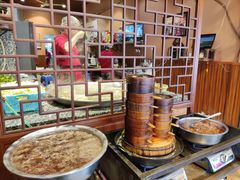 -谢老五跷脚牛肉·非遗传承店