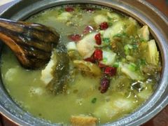 -周鱼小馆石锅酸菜鱼(活力汇店)