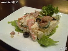 金枪鱼色拉-必胜客(百联又一城店)
