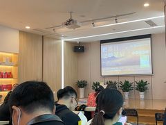 -新华书店(新街口旗舰店)
