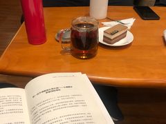-西西弗书店&矢量咖啡(壹方购物中心店)