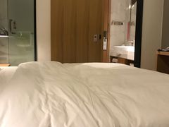 -柏曼酒店(广州天河体育中心林和西地铁站店)