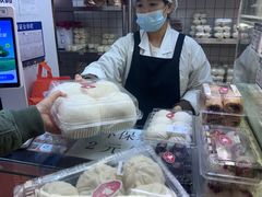 -白玉兰食品甜凤店(合生汇店)