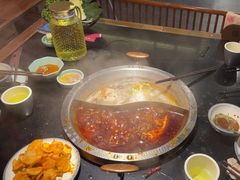 -井格重庆火锅(西直门凯德Mall店)