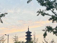 -龙华寺