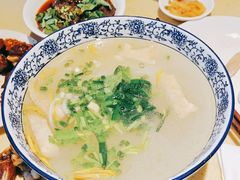 -桥香园云南过桥米线(金马碧鸡店)
