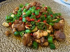 -鲁朗纳麦石锅鸡庄园