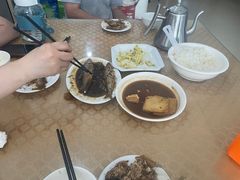 -山里人家土菜馆(茅山店)