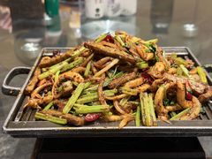 烤鱿鱼须石蛋-95号酱骨·一块豆腐(展春园西路店)