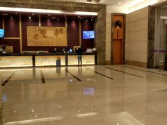 -宜昌均瑶国际酒店(宜昌CBD购物中心夷陵广场店)