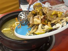 -菌之家·专业纯野生菌火锅·特色炒菌