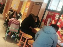 等位区-麦当劳(安定门外大街店)
