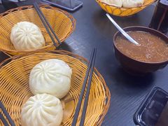 牛肉包-郑家包子牛肉拉面(尚勤路店)