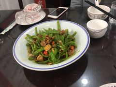 -湖南人家湘菜馆(镇江路店)