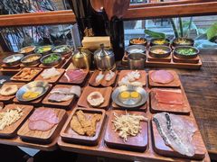 -银米·云南传统过桥米线(双廊黑金冠店)
