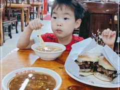 -京东一绝西海子西园烧饼夹肉