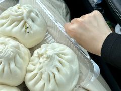 -白玉兰食品甜凤店(合生汇店)
