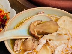 -菌自由丨野生菌火锅特色庭院餐厅(丽江古城店)