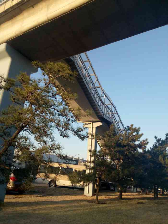 公交充值阜成门站-"快速公交4号线阜成门到龙泉西公交场站,疫..."-大