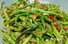 Three-Baba Sauce Stir-Fried Green Beans