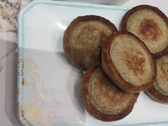 青稞饼-撒拉人家.酸菜牦牛肉火锅