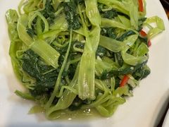 -侠成水上农庄(工业大道店)