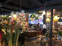 -临界音乐酒馆·小龙虾·江湖菜(华熙LIVE·鱼洞店)