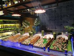 -领鲜活海鲜榴莲自助火锅(东门店)