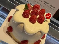 -花花卷卷·鲜食蛋糕(静安久光百货店)