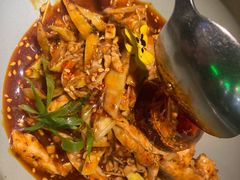 敲糖棒棒鸡-辛香汇·现炒川菜(淮海路百盛店)