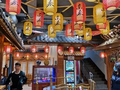 大堂-东来菜馆•手抓海鲜家常菜•海鲜锅贴(鸽子窝店)