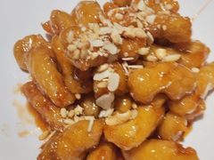 -东口码头·烧鸽子·鱼头泡饼·地方菜(金鹰悦城店)