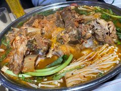 辣白菜脊骨火锅-韩香福脊骨汤锅(上杭路店)