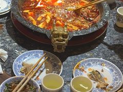 -成渝龙火锅(都江堰店)