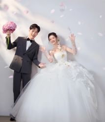 -女王风尚STUDIO·轻奢化定制