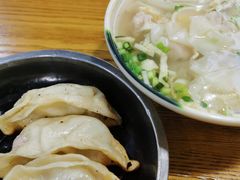 -黄阿姨锅贴大王(万航渡路店)