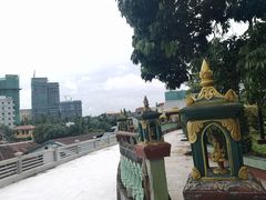 -ခြောက်ထပ်ကြီးရွှေသာလျောင်းဘုရားကြီး