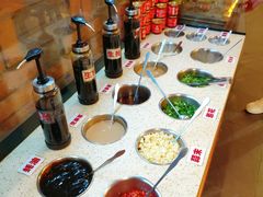 自助调料区-小龙坎火锅(总店)