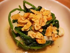 初榨橄榄油拌菠菜-新贝乐意大利餐厅(苏州中心店)