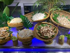 -蓝钻·国际美食海鲜自助百汇(西直门店)