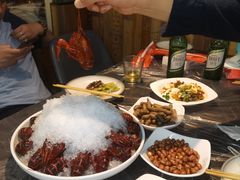 -指爱龙虾(金杨路总店)