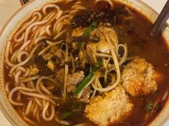 -粉八·云南米线·建水烧烤(常熟路店)