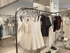 -URBAN REVIVO(大信新都汇店)