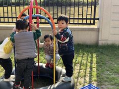 -MuaKids Garden