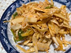-蜗牛小馆醉乡民谣云南菜(惠新西里店)
