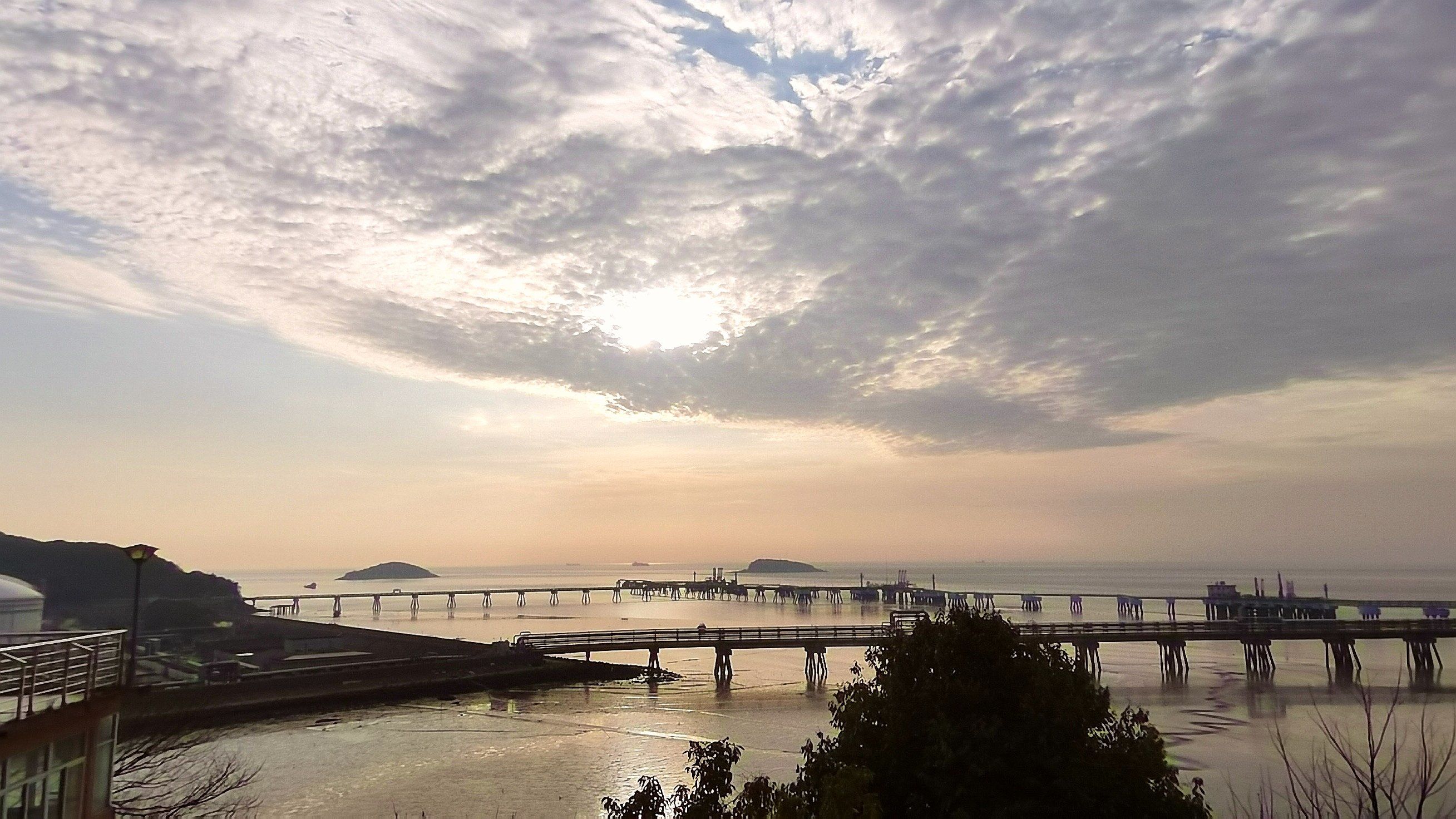 嘉兴九龙山南湾炮台日出