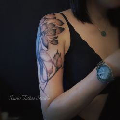 -SNOW TATTOO STUDIO