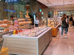 -巴黎贝甜(大宁国际商业广场店)